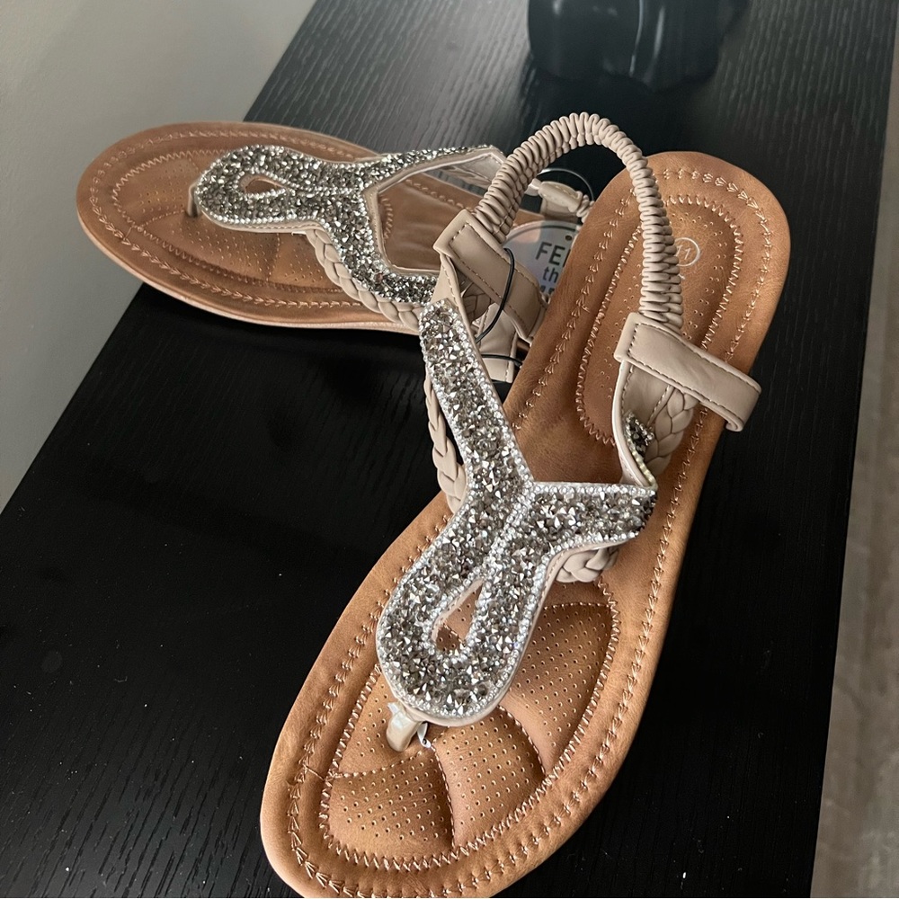 NWT, Size 11, Stylish Slip On Summer Sandals